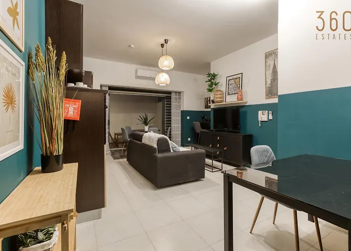 Stylish & Spacious In The Heart Of Paceville By 360 Estates Appartement *