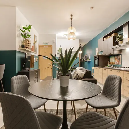 Stylish & Spacious In The Heart Of Paceville By 360 Estates Apartman *