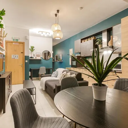 Stylish & Spacious In The Heart Of Paceville By 360 Estates Апартаменты