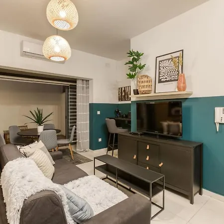 Апартаменты Stylish & Spacious In The Heart Of Paceville By 360 Estates *