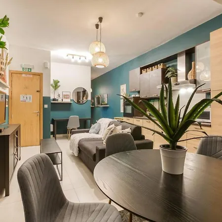 Апартаменты Stylish & Spacious In The Heart Of Paceville By 360 Estates *