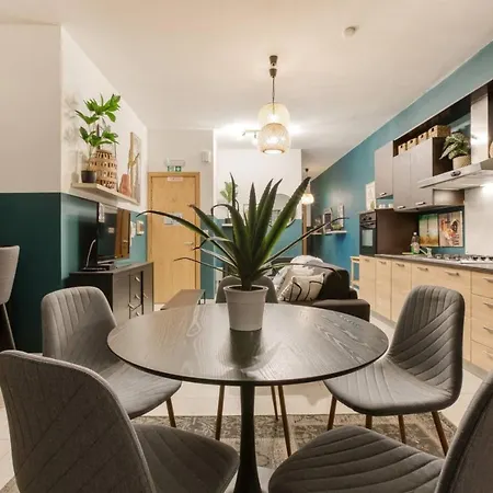 Stylish & Spacious In The Heart Of Paceville By 360 Estates * Сент Джулианс