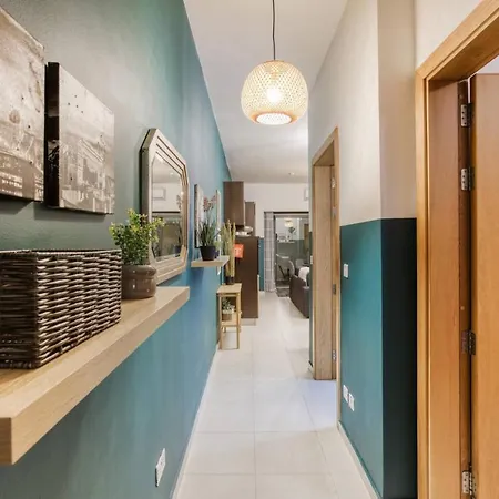 Апартаменты Stylish & Spacious In The Heart Of Paceville By 360 Estates *