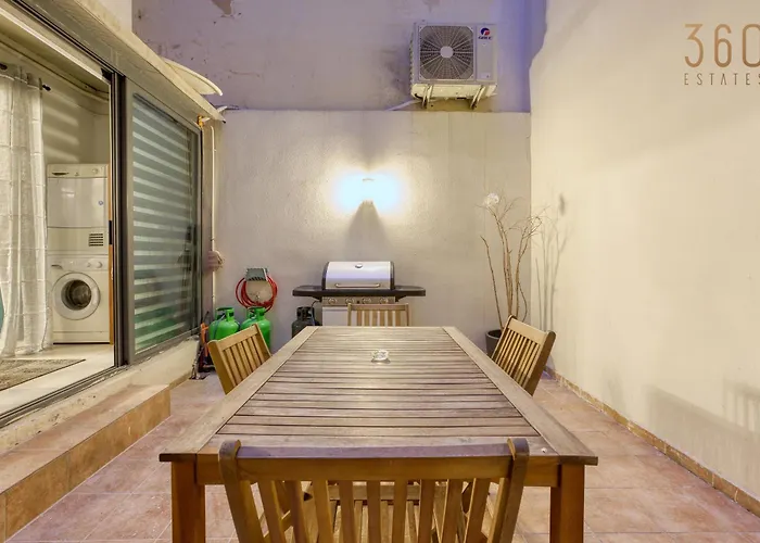 Stylish & Spacious In The Heart Of Paceville By 360 Estates *